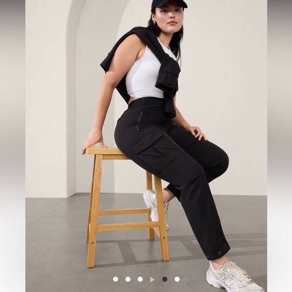 Athleta NWOT Endless Cargo Pant - Picture 5 of 16